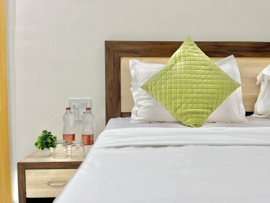 Host Jatin Kasauli Crest 7O1827O7O3 Exterior foto