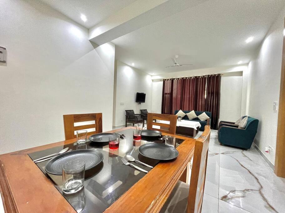Host Jatin Kasauli Crest 7O1827O7O3 Exterior foto